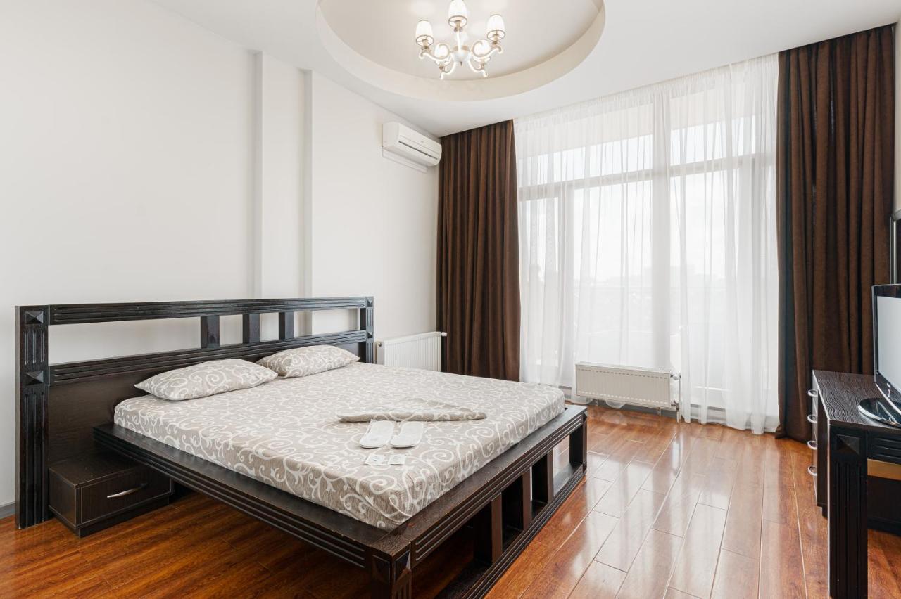 Arcadia Palace 2-Bedrooms Apartment With Terrace Odesa Exterior foto
